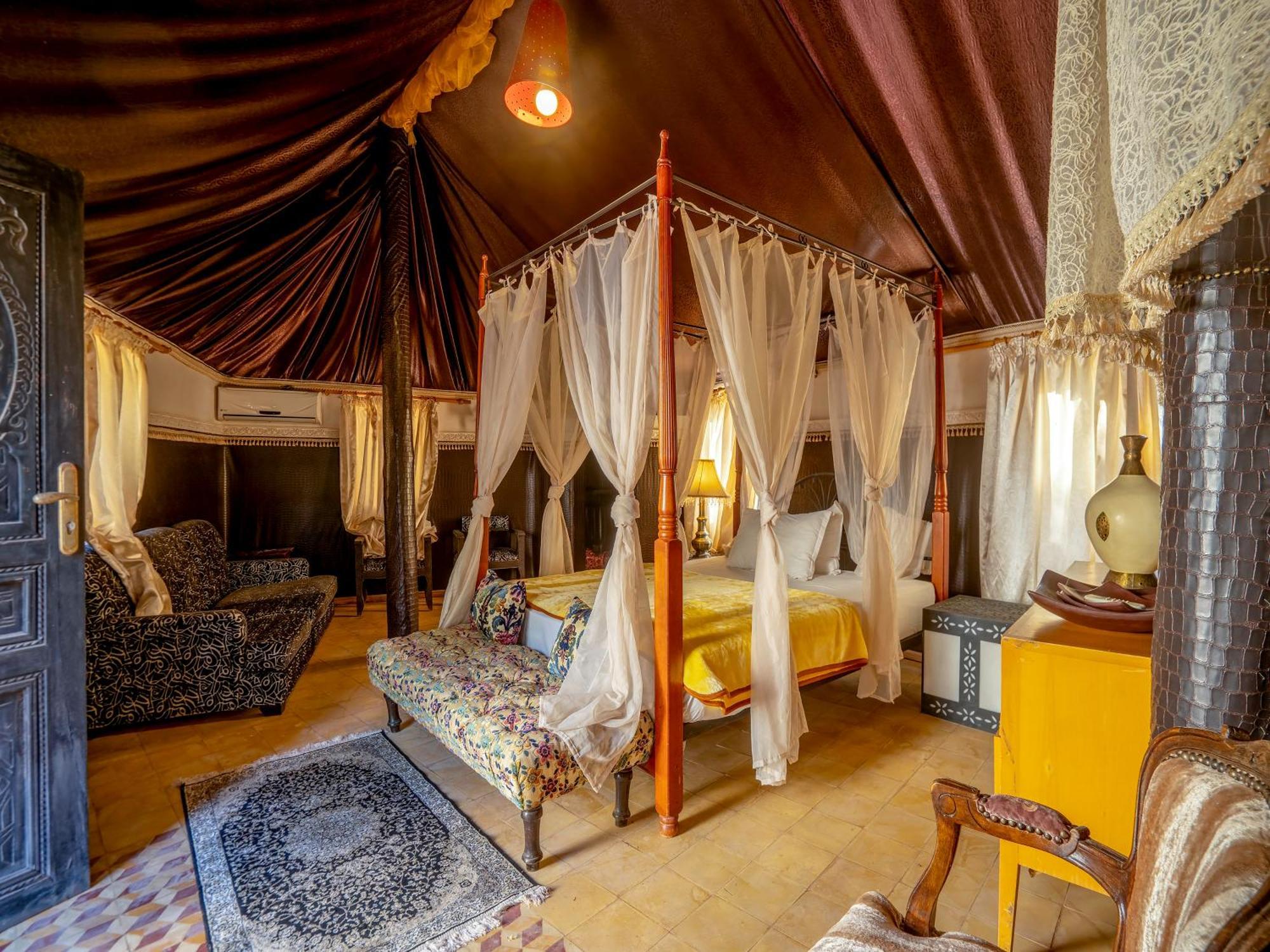 Riad Cle De Sol Aghmat Bagian luar foto